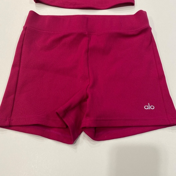 Alo yoga pink magenta crush sports bra xs biker shorts s   2 pc set - Picture 4 of 13